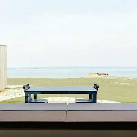 בית נופש Enjoy The Panoramic View From First Row On Helnaes אברופ