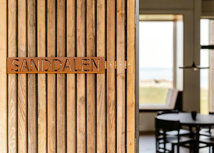 Dom wakacyjny Enjoy The Panoramic View From First Row On Helnaes *